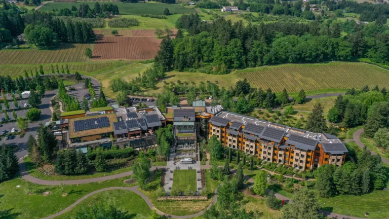 Luxury Oregon Vineyard Hotels America: The 2026 Authority Reference